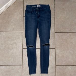 Dark wash ankle jeggings
